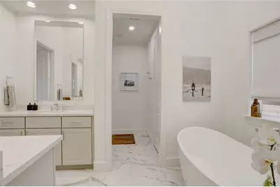 3317 W 11th Street, Houston, TX 77008 - Photo 29