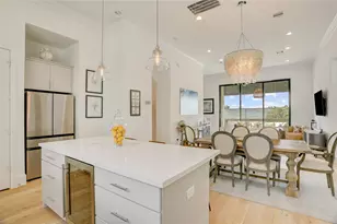 3317 W 11th St, Houston, TX 77008 - Photo 3