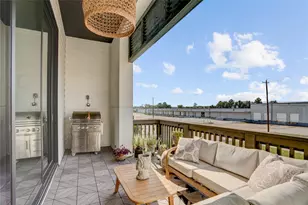 3317 W 11th St, Houston, TX 77008 - Photo 7