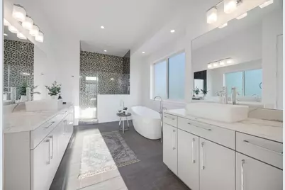 7327 Shadyvilla Pointe Drive, Houston, TX 77055 - Photo 33