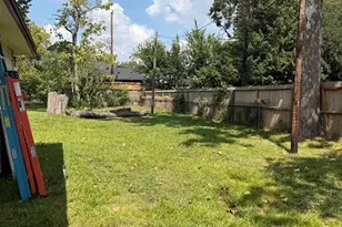 9230 Kerrwood Ln, Houston, TX 77080 - Photo 3