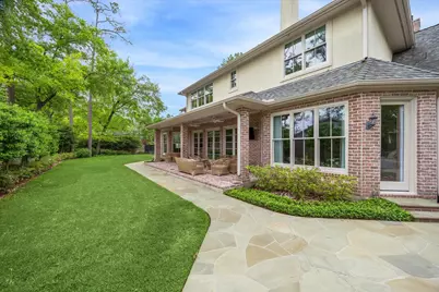 3 Blalock Pines Court, Hedwig Village, TX 77024 - Photo 27