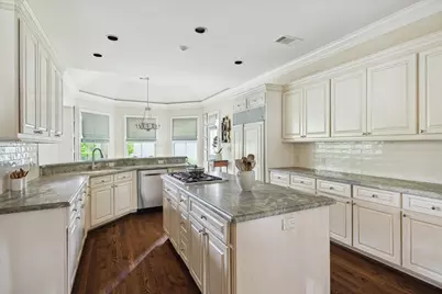 3 Blalock Pines Court, Hedwig Village, TX 77024 - Photo 13