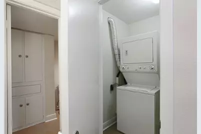 3300 Yorktown Street #19, Houston, TX 77056 - Photo 7
