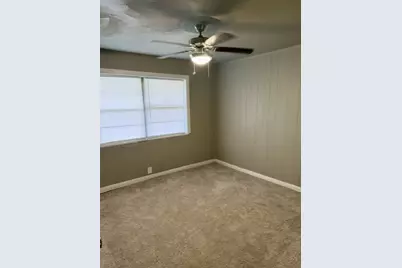 6111 Doulton Drive, Houston, TX 77033 - Photo 7