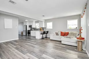 115 Morrell St, Baytown, TX 77520 - Photo 5