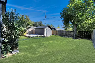 115 Morrell Street, Baytown, TX 77520 - Photo 33