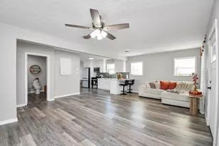 115 Morrell St, Baytown, TX 77520 - Photo 7