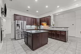 3911 Palm Crest Dr, Rosharon, TX 77583 - Photo 11
