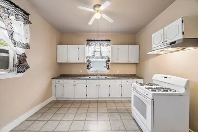 910 32nd Street, Galveston, TX 77550 - Photo 5