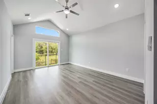 4923 Golden Forest St, Houston, TX 77091 - Photo 19