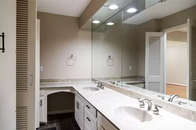 5564 Aspen Street, Bellaire, TX 77401 - Photo 21