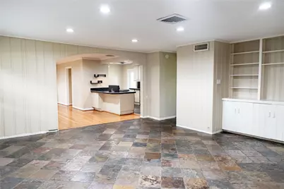 5564 Aspen Street, Bellaire, TX 77401 - Photo 43