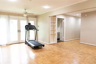 5564 Aspen St, Bellaire, TX 77401 - Photo 15