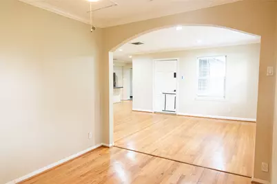 5564 Aspen Street, Bellaire, TX 77401 - Photo 31