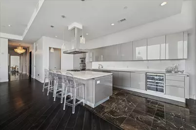 2727 Kirby Drive #19F, Houston, TX 77098 - Photo 9