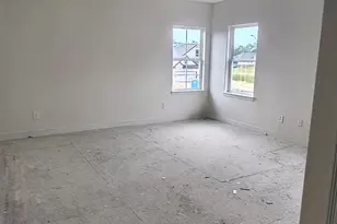 134 Peachleaf Ct, Anahuac, TX 77514 - Photo 3