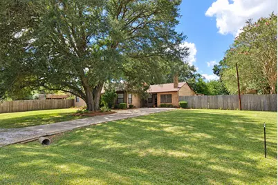 3706 College Street, Damon, TX 77430 - Photo 31