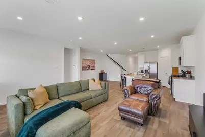 4210 Bromham Farms Drive, Fulshear, TX 77441 - Photo 9