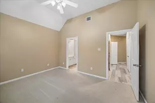 5349 McCulloch Cir, Houston, TX 77056 - Photo 27