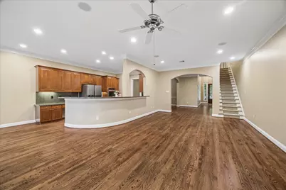 5349 McCulloch Circle, Houston, TX 77056 - Photo 13