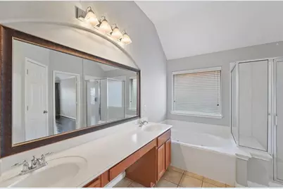 13607 Caney Springs Lane, Houston, TX 77044 - Photo 7