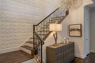 2402 McClendon St, Houston, TX 77030 - Photo 9