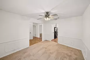 8 Flint St, Conroe, TX 77301 - Photo 11