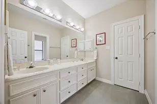 4413 Darsey St, Bellaire, TX 77401 - Photo 19