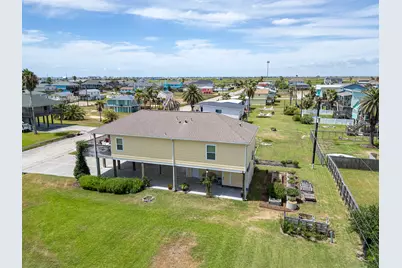 16610 Jolly Roger Road, Jamaica Beach, TX 77554 - Photo 29