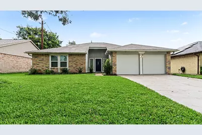 2431 Tall Ships Drive, Friendswood, TX 77546 - Photo 1