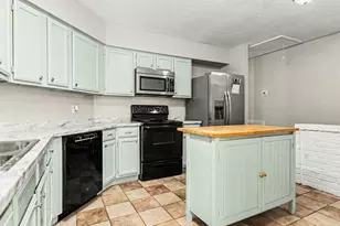 2431 Tall Ships Dr, Friendswood, TX 77546 - Photo 7