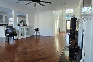 10201 Forest Spring Ln, Pearland, TX 77584 - Photo 7