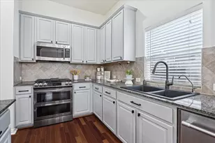 12306 W Elizabeth Shore Loop, Cypress, TX 77433 - Photo 7