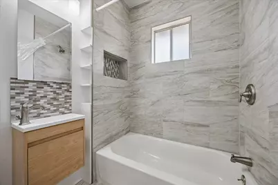 518 W 14th Street W, Houston, TX 77008 - Photo 17