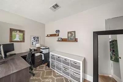 234 E Obryant Street, Bellville, TX 77418 - Photo 7