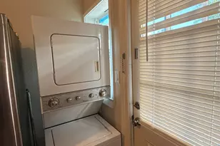 4308 Leeland St, Houston, TX 77023 - Photo 7