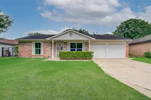 7902 La Roche Ln, Houston, TX 77036 - Photo 1