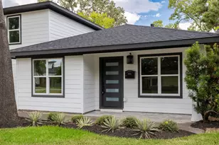 7414 Janak Dr, Houston, TX 77055 - Photo 3