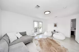 9618 Bayou Brook St, Houston, TX 77063 - Photo 31