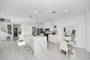 9618 Bayou Brook St, Houston, TX 77063 - Photo 15