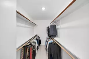 9618 Bayou Brook St, Houston, TX 77063 - Photo 35