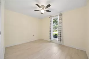 23926 Wassail Way, Katy, TX 77493 - Photo 9