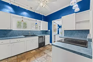 1430 Columbia St, Houston, TX 77008 - Photo 9