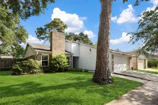 5050 Spring Forest Dr, Houston, TX 77091 - Photo 3