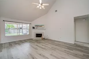 15103 Petal Rose Ct, Cypress, TX 77433 - Photo 5