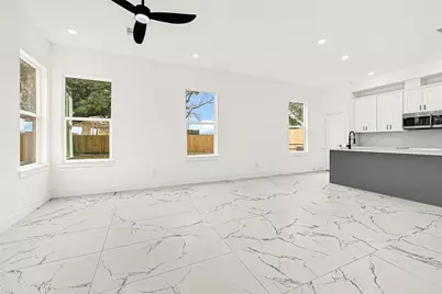 9334 Waller Street, Houston, TX 77012 - Photo 3