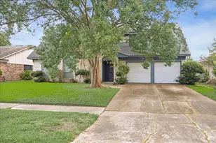 8926 Willow Meadow Dr, Houston, TX 77031 - Photo 1