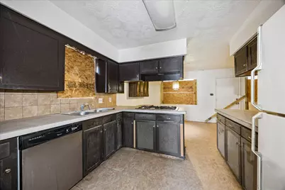 8926 Willow Meadow Drive, Houston, TX 77031 - Photo 3