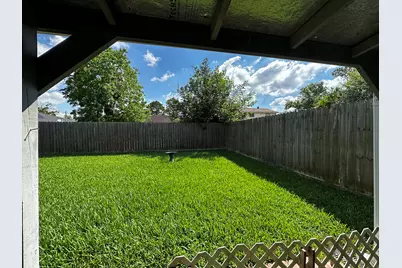 16807 Blackhawk Boulevard, Friendswood, TX 77546 - Photo 21
